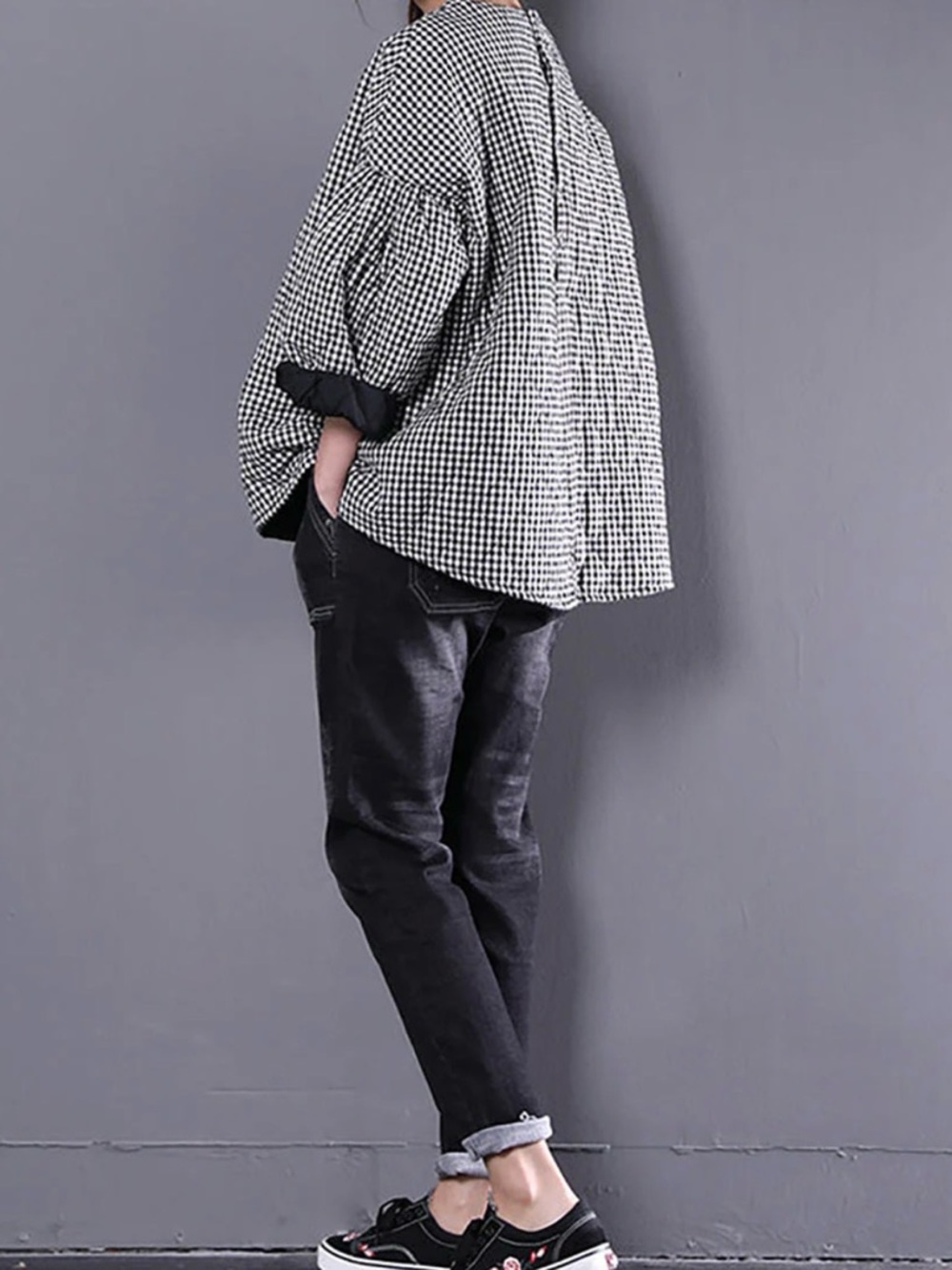 Buykud Plus Size Plaid Loose Blouse - 3/4 Sleeve Quilted Top - Picture 4 of 9
